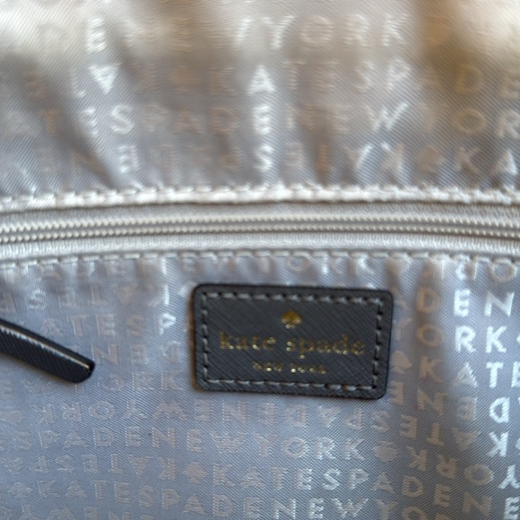 KATE SPADE♠️New York "Alek" TIDEN PLACE🩶CLIFF GREY🩶SAFFIANO LEATHER BAG🌟EUC🌟 - Picture 15 of 17